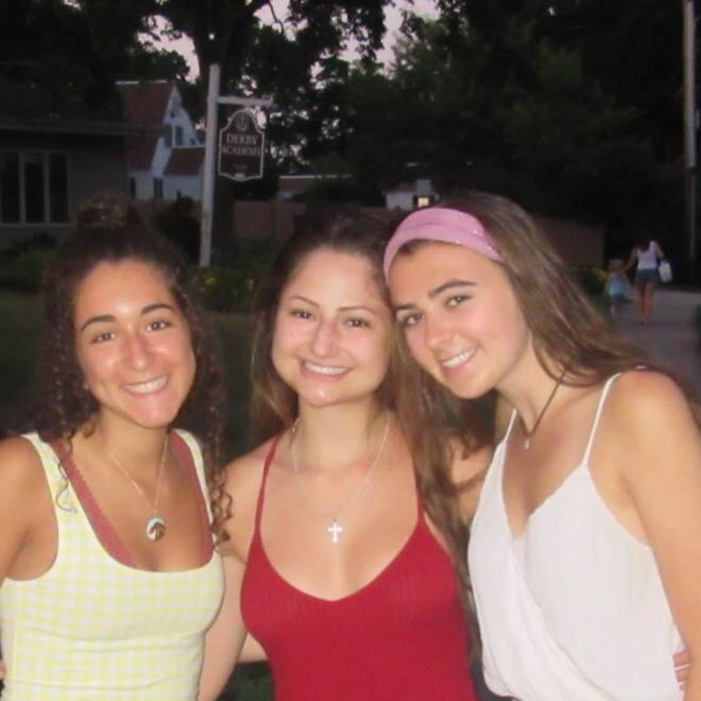 Meet your Posher, Marina